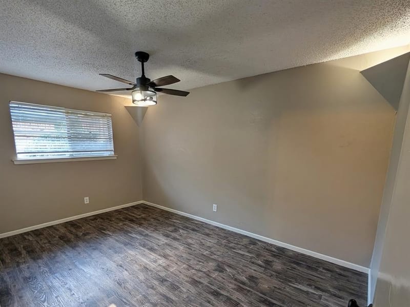 1129 Henson, Hurst TX 76053 - Photo 32