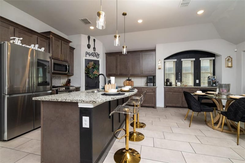 1020 Longbow Drive, Godley TX 76044 - Photo 17