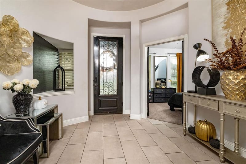 1020 Longbow Drive, Godley TX 76044 - Photo 4
