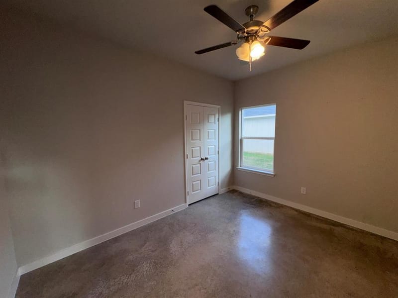 207 S Washington Street, Cleburne TX 76031 - Photo 31