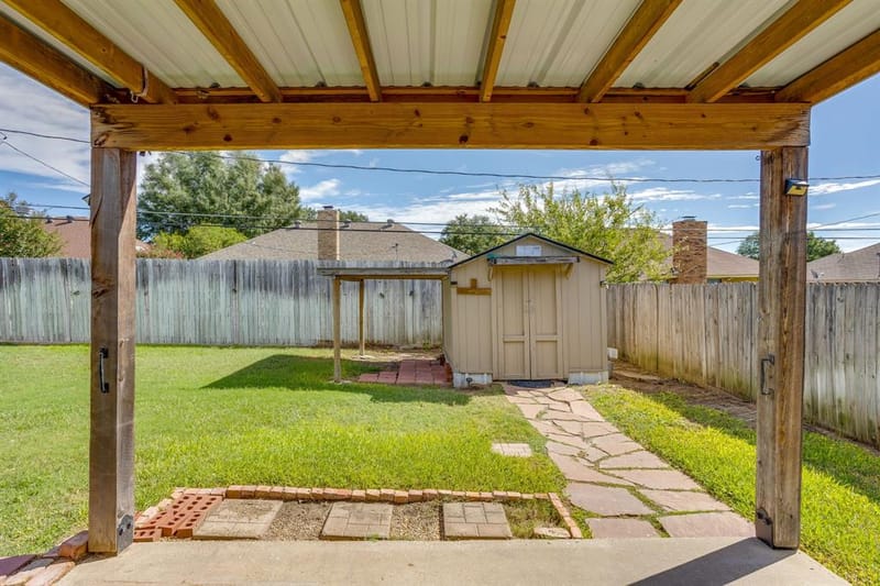 6221 St Leonard Drive, Arlington TX 76001 - Photo 33