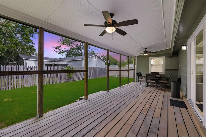 327 W Texas Street, Sherman TX 75092 - Photo 28