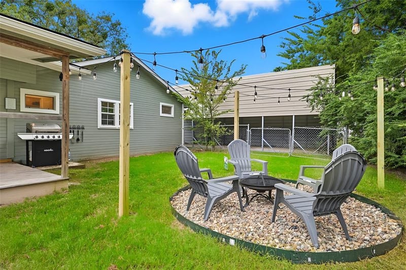 327 W Texas Street, Sherman TX 75092 - Photo 35