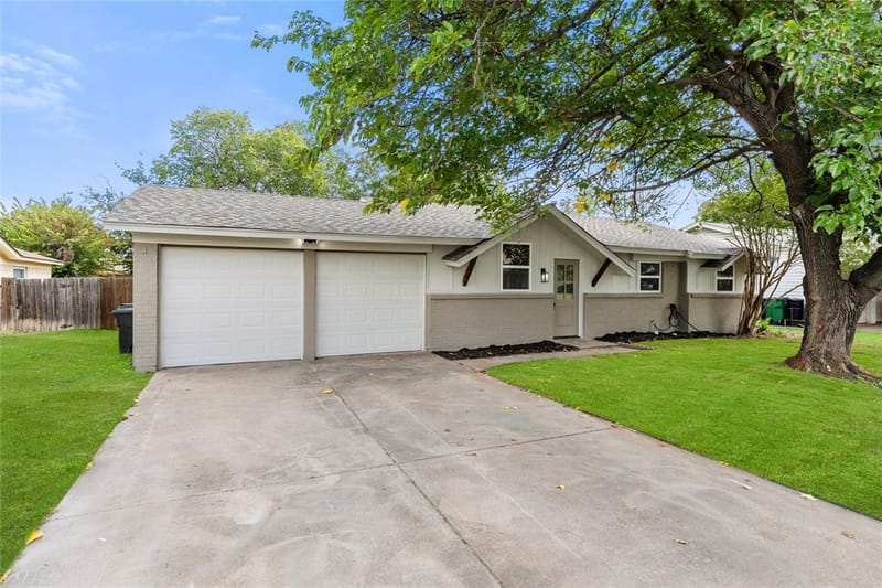 4112 Janada Street, Haltom City TX 76117 - Photo 3