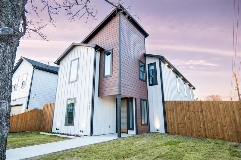 1231 Claude Street, Dallas TX 75203 - Photo 2