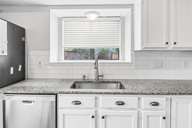 7305 Elizabeth Place, Plano TX 75025 - Photo 12