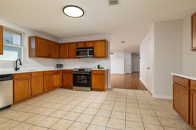 1617 Sierra Meadow Lane, Fort Worth TX 76247 - Photo 12