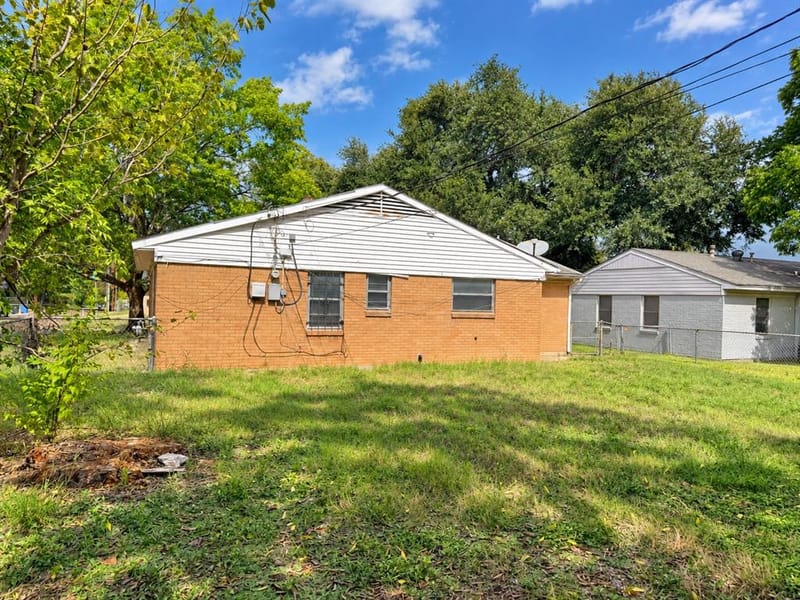 3544 Pine Avenue, Waco TX 76708 - Photo 9
