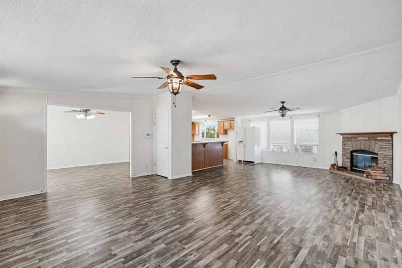 9413 Alabama Street, Joshua TX 76058 - Photo 6