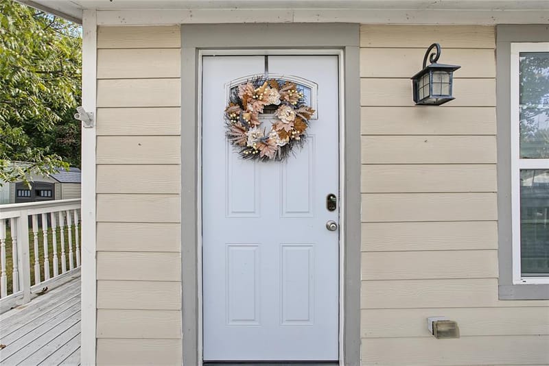 328 Spring Valley Circle, Azle TX 76020 - Photo 3
