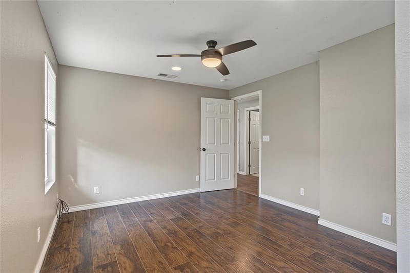 328 Spring Valley Circle, Azle TX 76020 - Photo 20