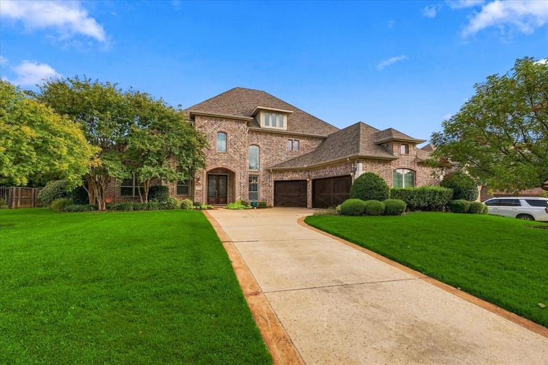 204 Saint Tropez Drive, Southlake TX 76092
