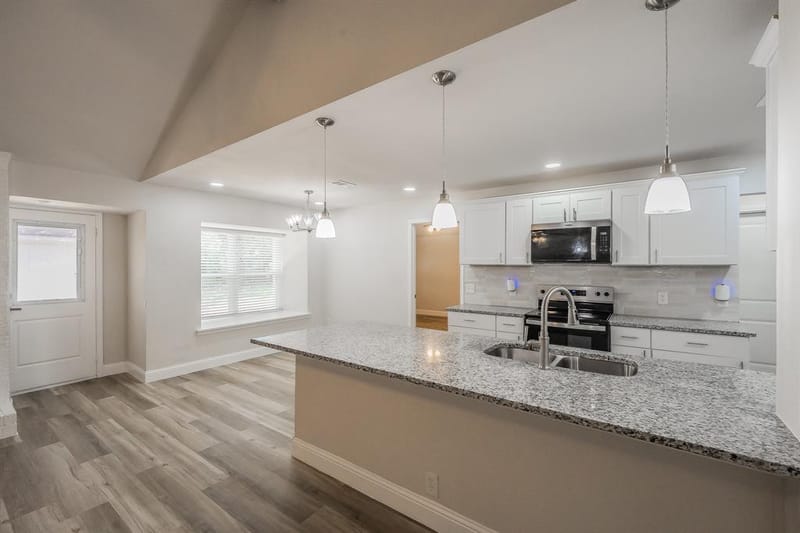 728 Glenhaven Drive, Hurst TX 76054 - Photo 13