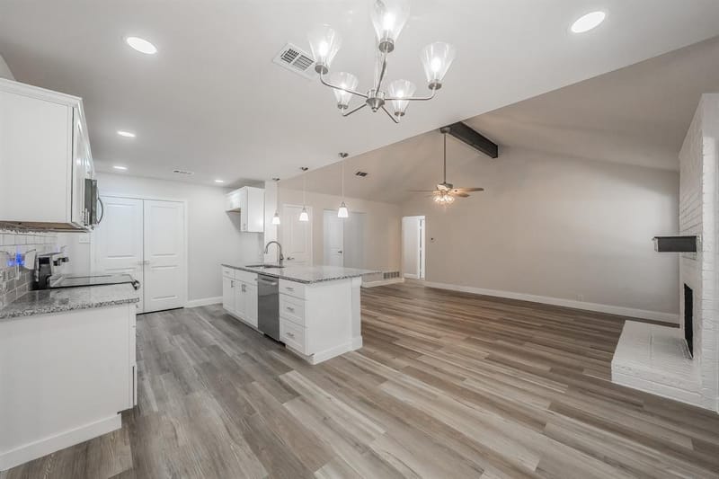 728 Glenhaven Drive, Hurst TX 76054 - Photo 16