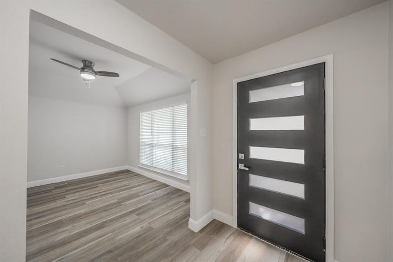 728 Glenhaven Drive, Hurst TX 76054 - Photo 9