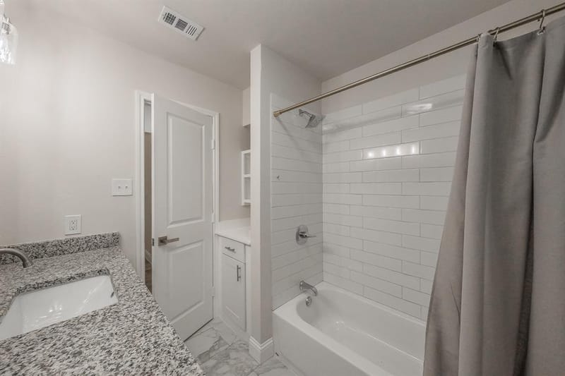 728 Glenhaven Drive, Hurst TX 76054 - Photo 34