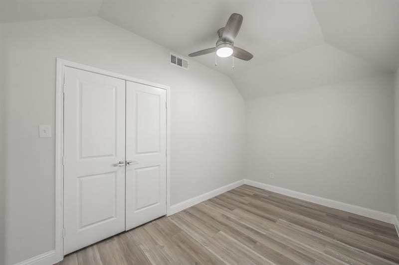 728 Glenhaven Drive, Hurst TX 76054 - Photo 10