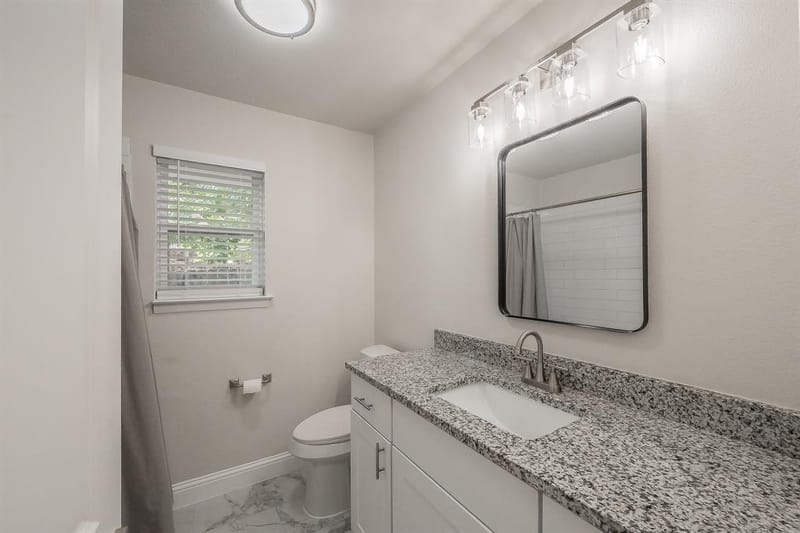 728 Glenhaven Drive, Hurst TX 76054 - Photo 33