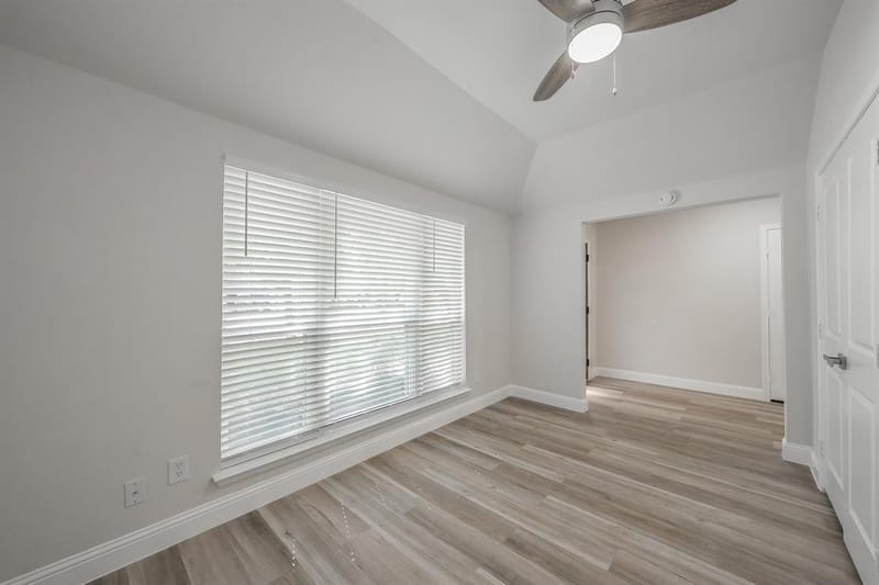 728 Glenhaven Drive, Hurst TX 76054 - Photo 11