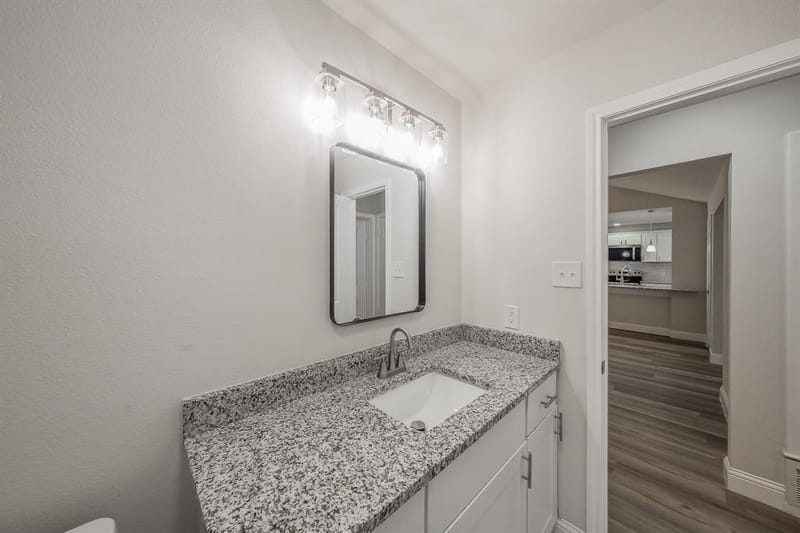 728 Glenhaven Drive, Hurst TX 76054 - Photo 35