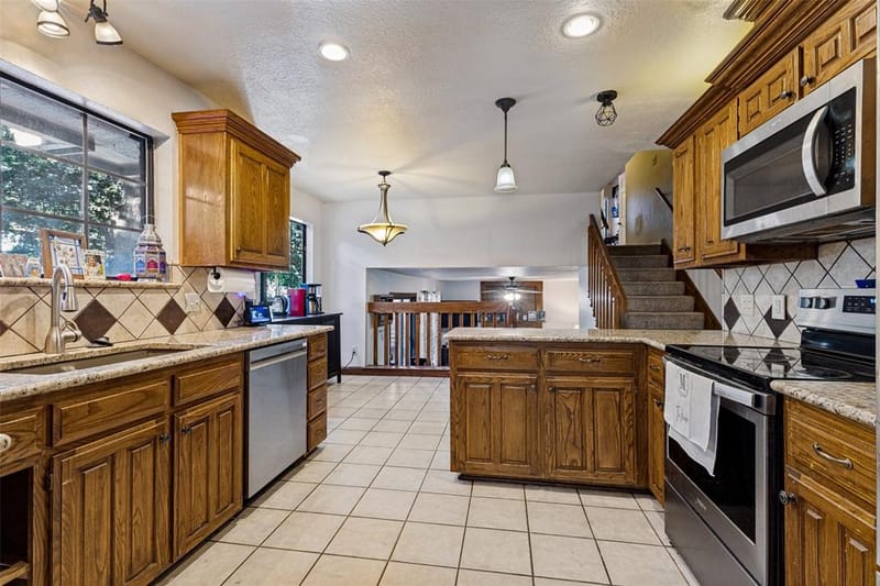 3403 Mckamy Oaks Trail, Arlington TX 76017 - Photo 11