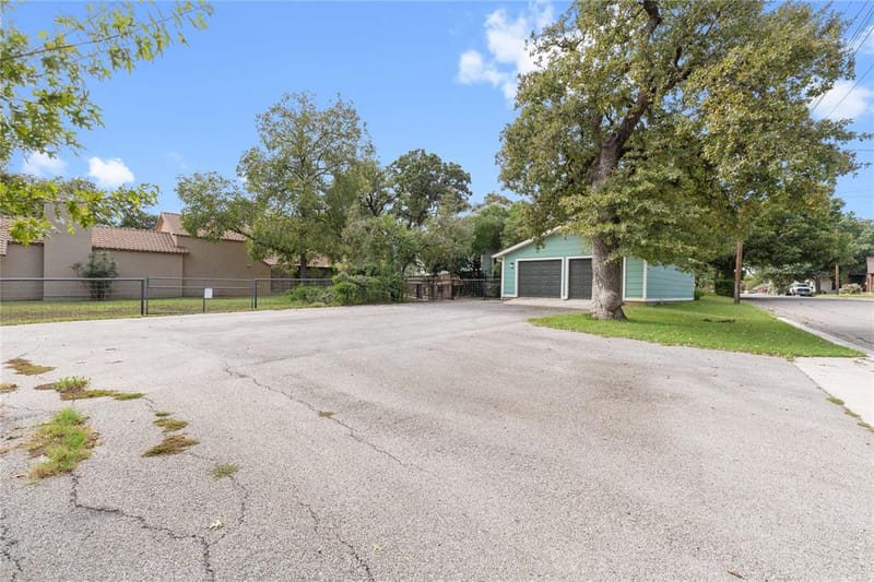 1700 Vincent, Brownwood TX 76801 - Photo 34