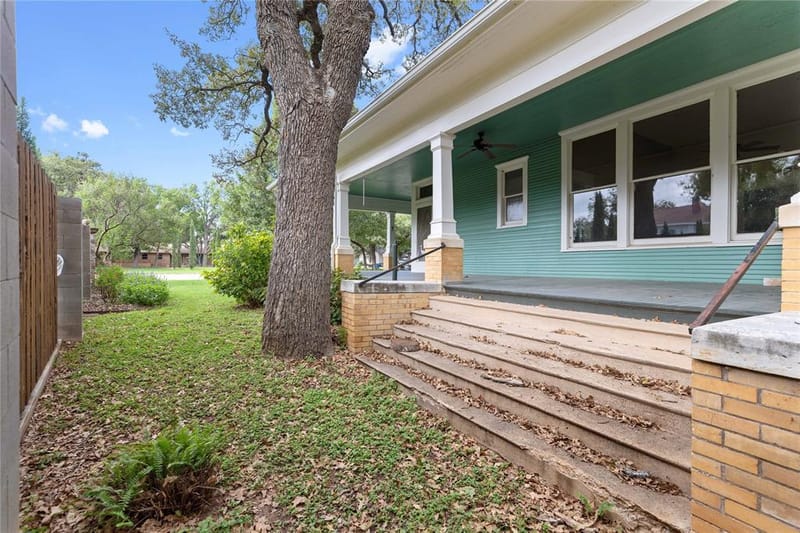 1700 Vincent, Brownwood TX 76801 - Photo 4