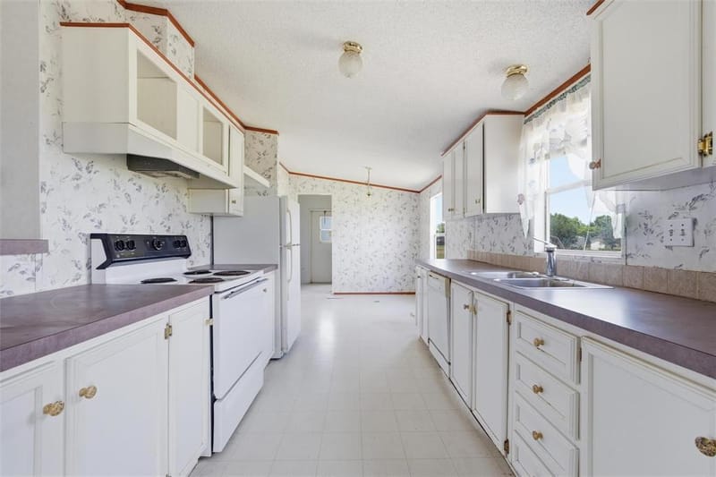 154 Hillside Drive, Troy TX 76579 - Photo 6