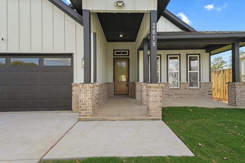 2615 25th Street, Fort Worth TX 76106 - Photo 4