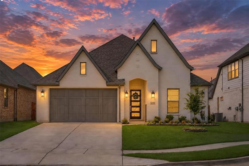 2628 Flycatcher Road, Fort Worth TX 76118