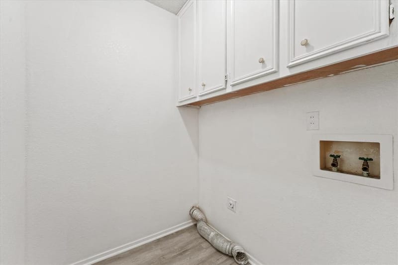 1105 Lakeview Drive, Azle TX 76020 - Photo 15