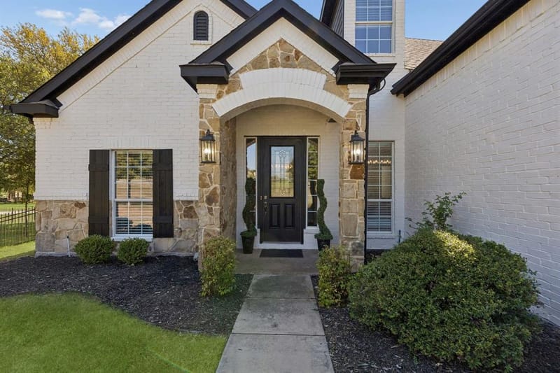 101 Deer Crossing Way, Azle TX 76020 - Photo 6