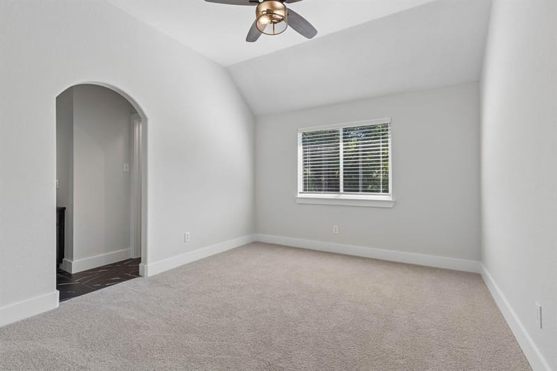 101 Deer Crossing Way, Azle TX 76020 - Photo 32