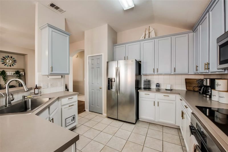 2732 Excalibur Drive, Grand Prairie TX 75052 - Photo 28