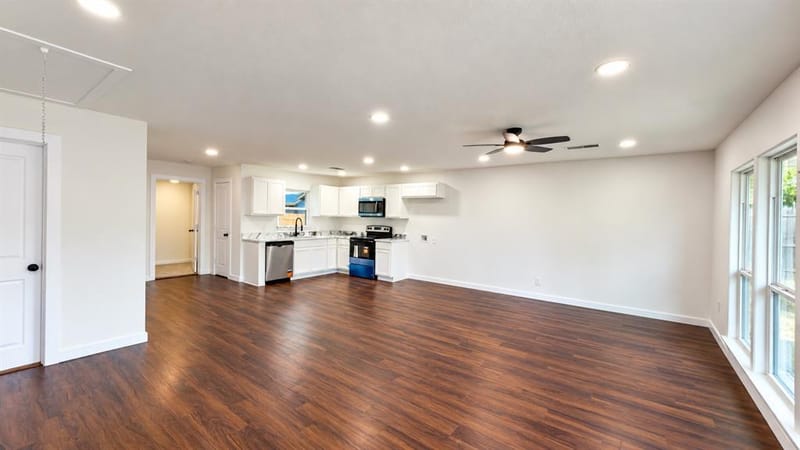 10527 Cayuga Drive, Dallas TX 75228 - Photo 3