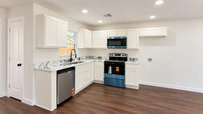 10527 Cayuga Drive, Dallas TX 75228 - Photo 9