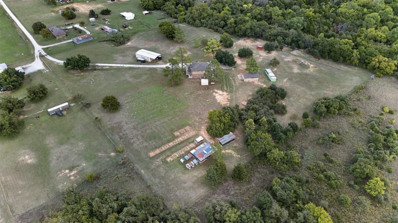 211 PRIVATE ROAD 4376, Decatur TX 76234 - Photo 4
