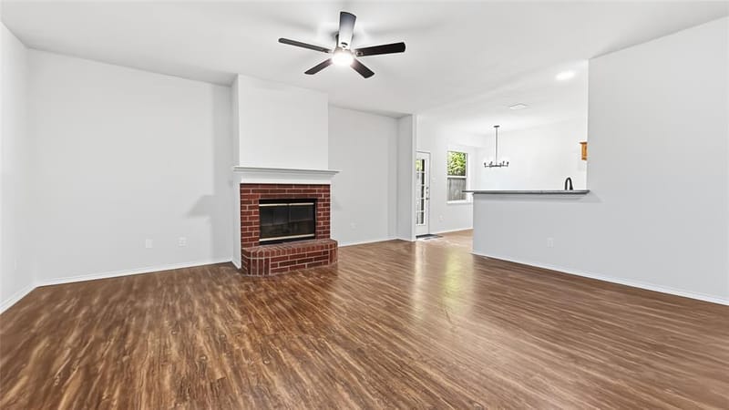 10517 Fossil Hill Drive, Fort Worth TX 76131 - Photo 6