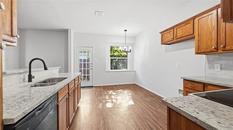 10517 Fossil Hill Drive, Fort Worth TX 76131 - Photo 13