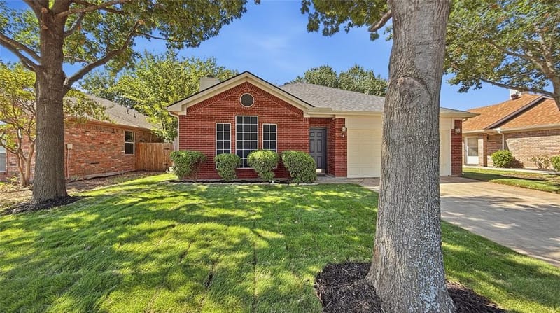 10517 Fossil Hill Drive, Fort Worth TX 76131