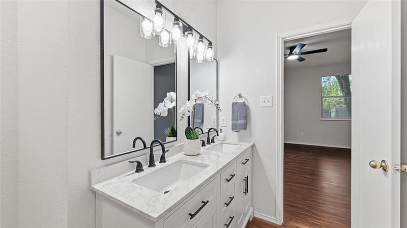10517 Fossil Hill Drive, Fort Worth TX 76131 - Photo 21