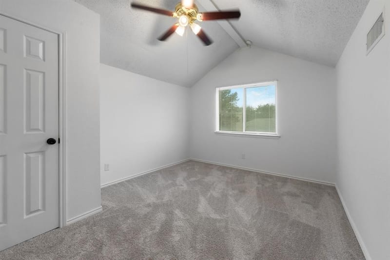 506 E Springdale Lane, Grand Prairie TX 75052 - Photo 20