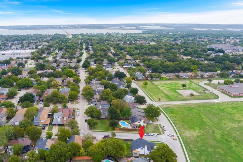 506 E Springdale Lane, Grand Prairie TX 75052 - Photo 34