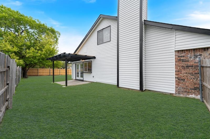 506 E Springdale Lane, Grand Prairie TX 75052 - Photo 35