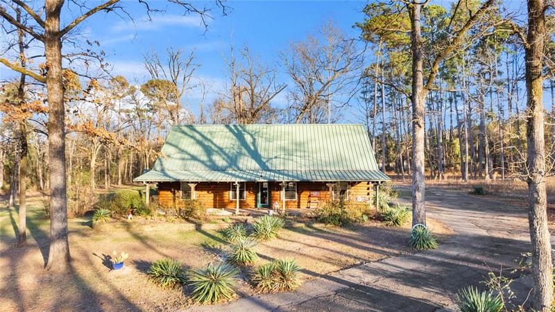 1020 County Road 3277, Quitman TX 75783