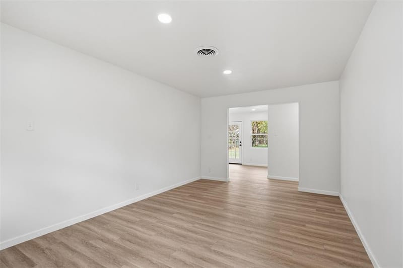 4812 Curzon Avenue, Fort Worth TX 76107 - Photo 9