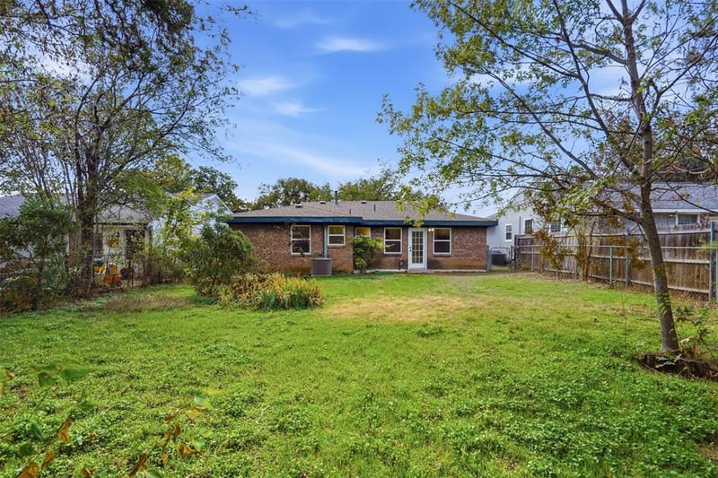4812 Curzon Avenue, Fort Worth TX 76107 - Photo 30