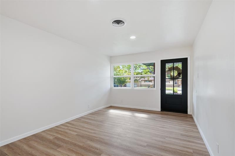 4812 Curzon Avenue, Fort Worth TX 76107 - Photo 8