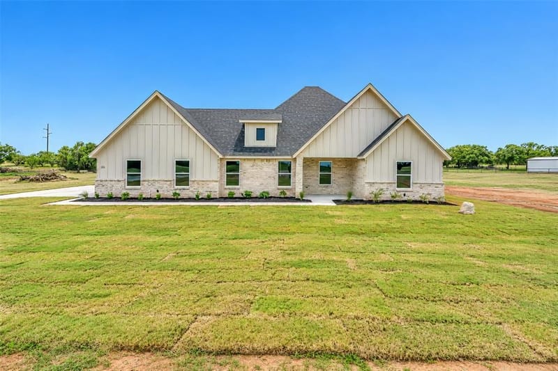 132 Aslan Road, Poolville TX 76487 - Photo 2