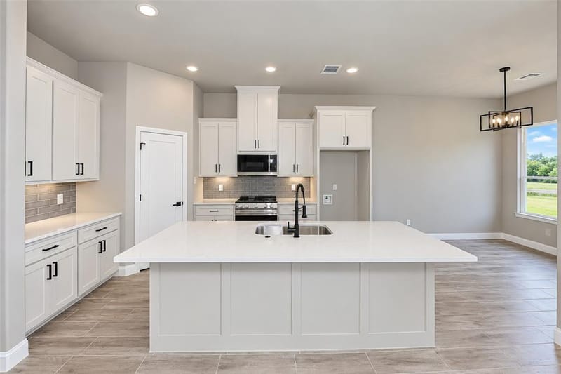 128 Aslan Road, Poolville TX 76487 - Photo 11
